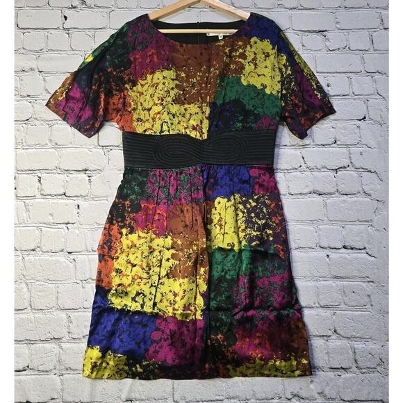 Trina Turk 100% Silk Shanghai Rainbow Thick Waistline Short Sleeve Dress Size 10 - Picture 3 of 13